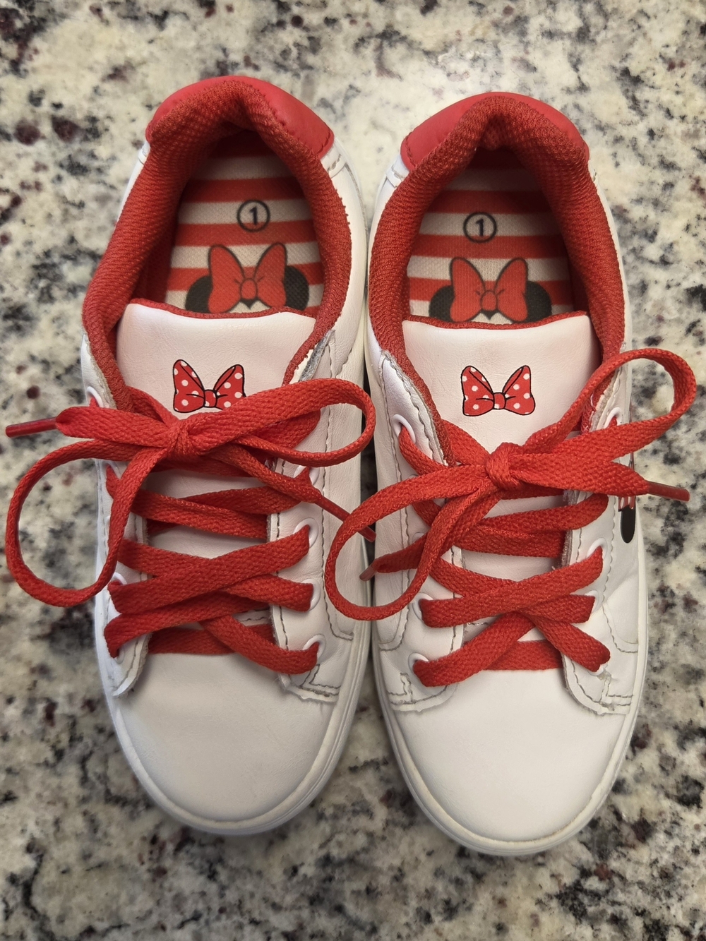 Disney Minnie Mouse Sneakers (US SZ 1)
